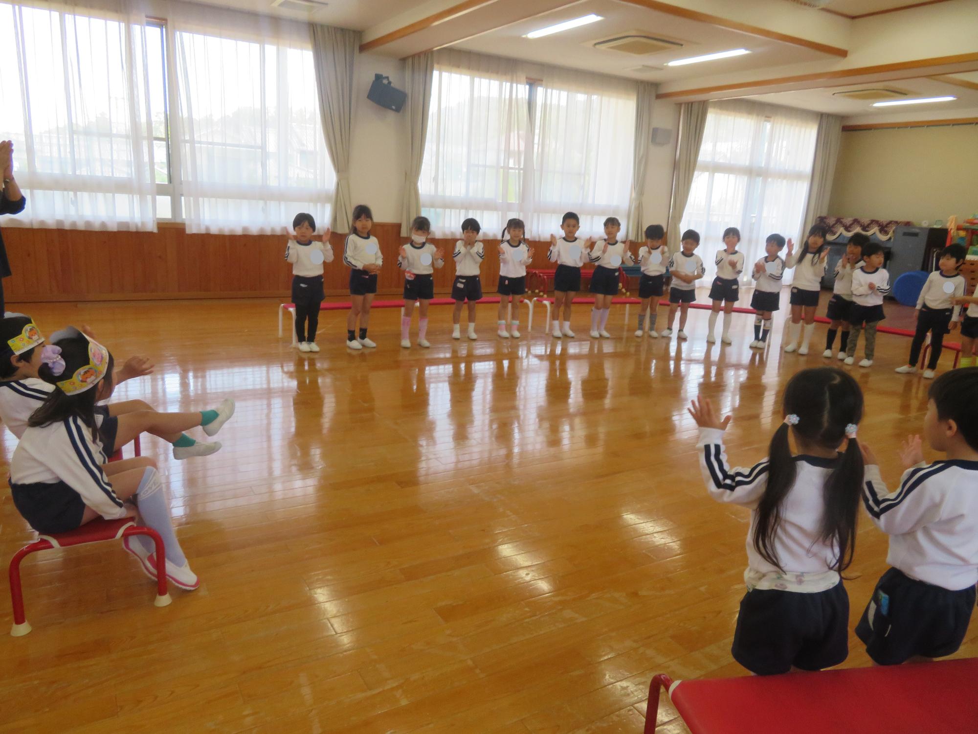 誕生会の様子。
