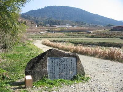 山の辺の道の歌碑