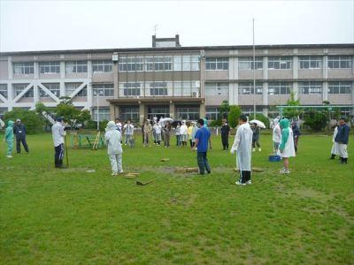 H24年度夏芝の補植作業開催の様子