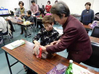 ふろしき体験教室ギフトラッピング