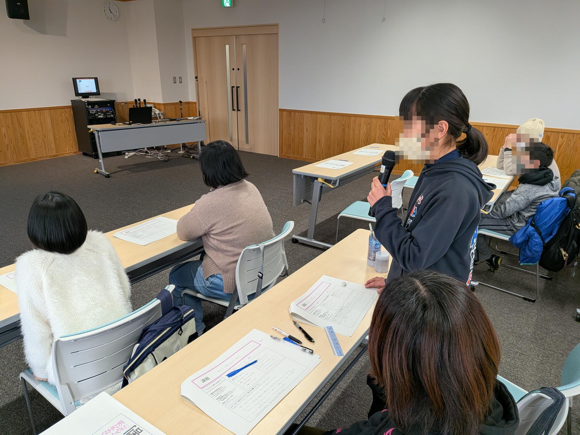 小・中学生も「伝え方が9割」講座 講座の様子4