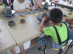 子ども陶芸教室の写真
