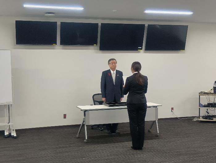 R7新規採用職員任用式10月